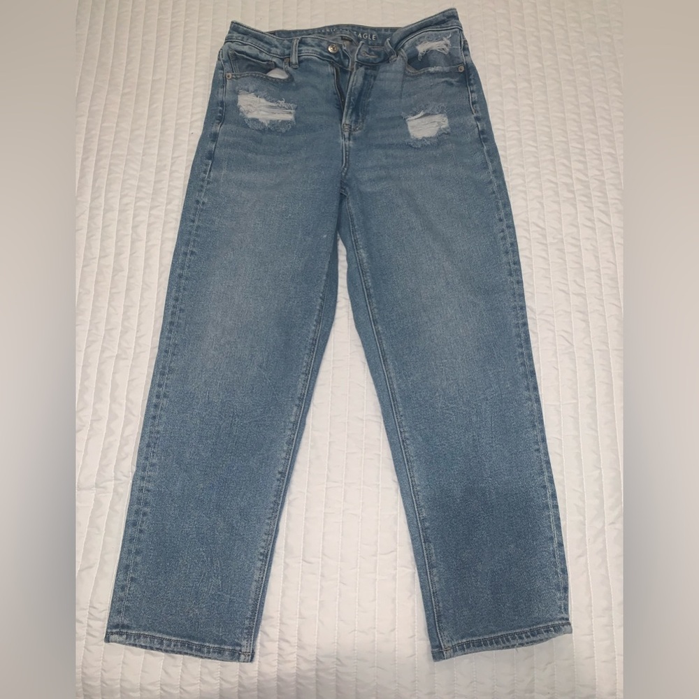 AE Mom Stretch Straight Leg Jeans